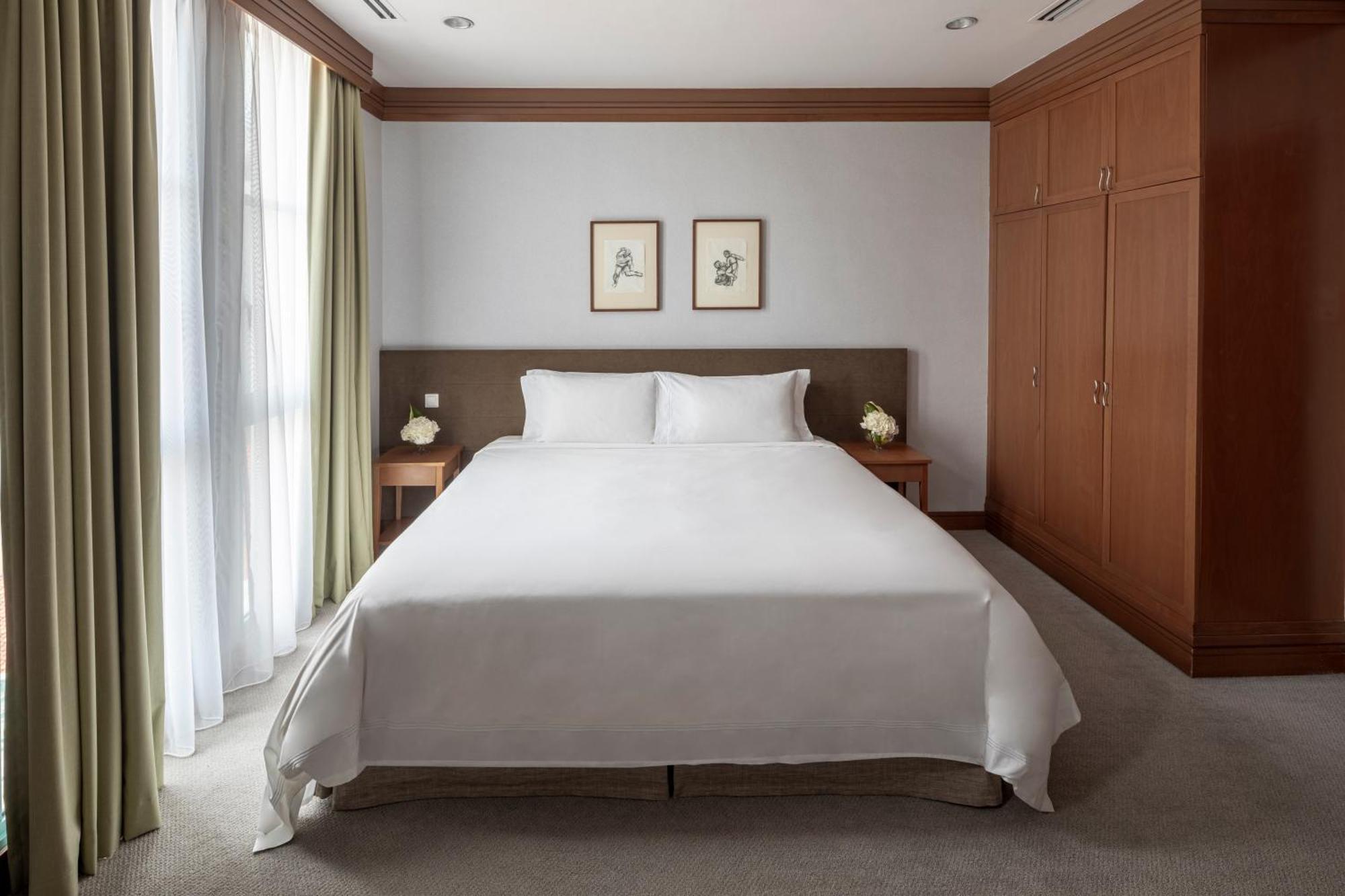 Fraser Place Robertson Walk Szingapúr Kültér fotó A bedroom at the hotel