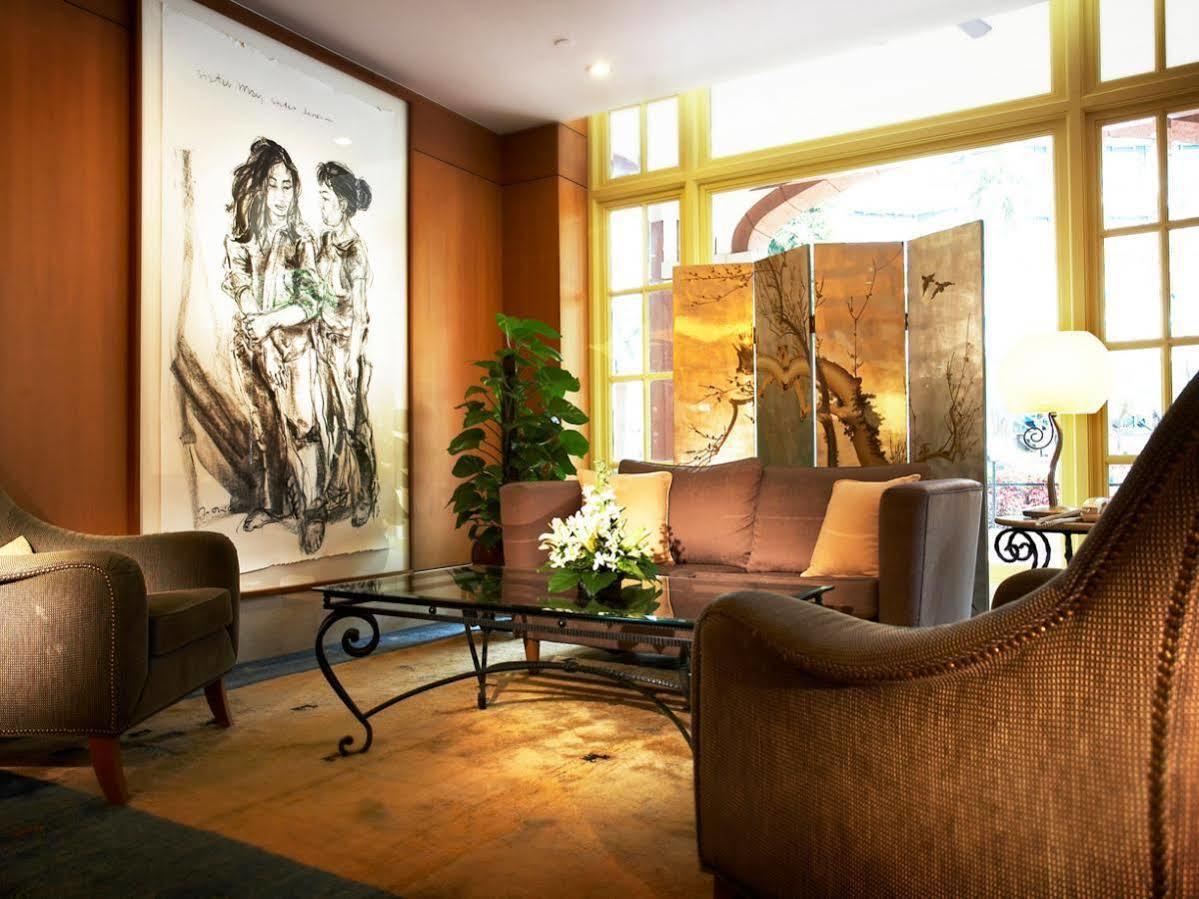 Fraser Place Robertson Walk Szingapúr Kültér fotó The lobby of the hotel