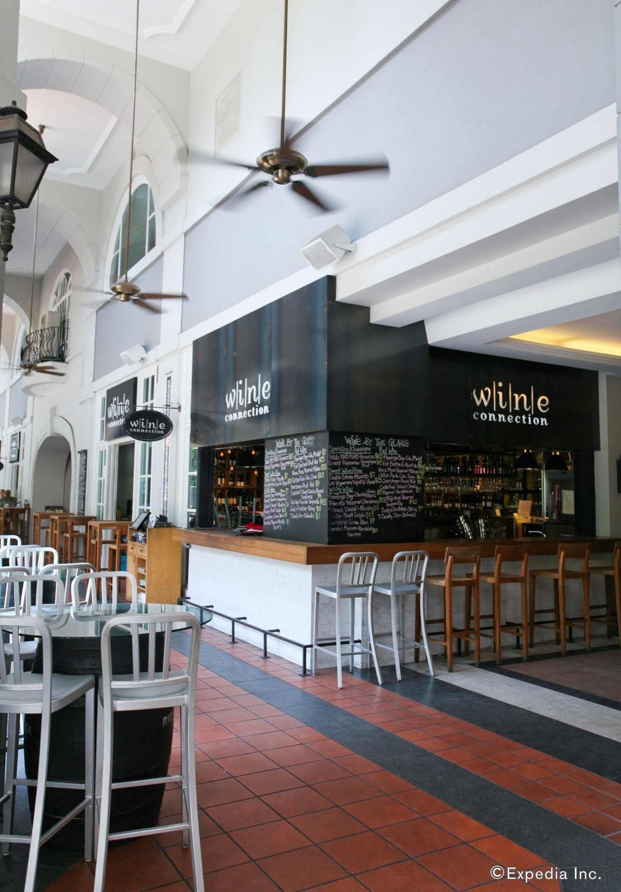 Fraser Place Robertson Walk Szingapúr Kültér fotó Wine Connection, Cape Town